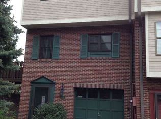 110 Longfellow Ct, Pittsburgh, PA