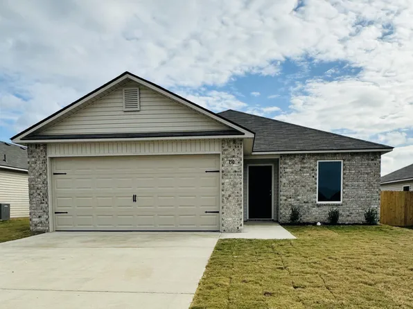 150 Elm St, Pell City, AL 35125
