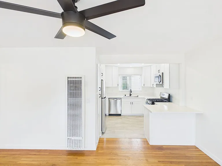 4329-4343.5 Alabama St — Photo 12