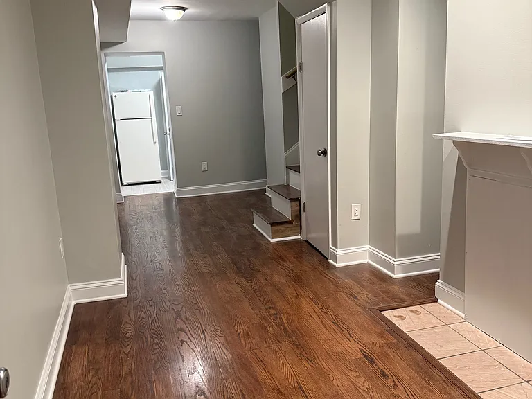 205 Penn St — Photo 3