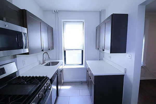 Rented by A&E Real Estate Management | media 2