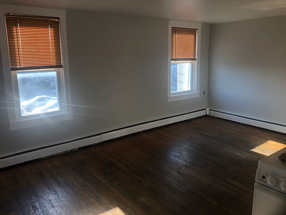 1st image of 919-925 N Prince St #919-3