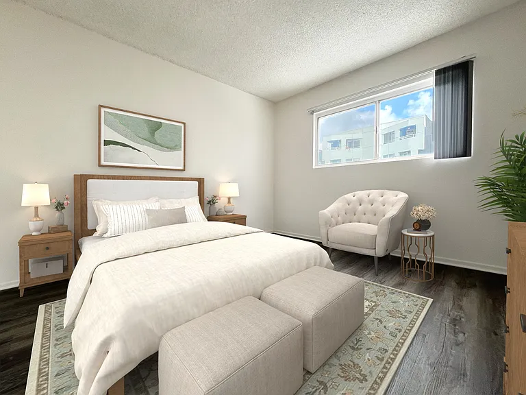 Capri Apartments — Photo 6