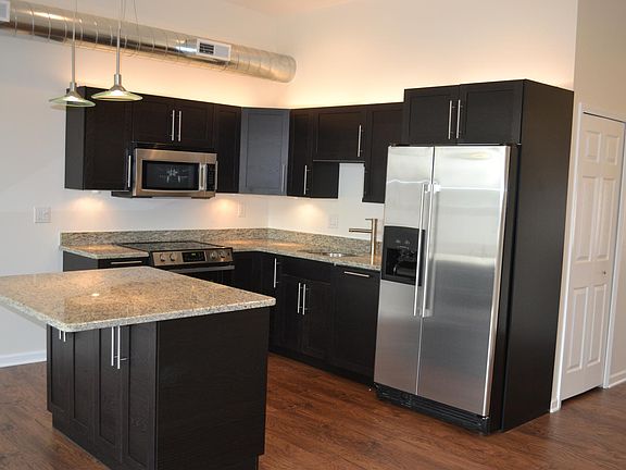 3rd image of 2637 Gratiot Ave