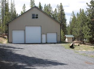 18814 Earl Ln, Crescent Lake, OR 97733