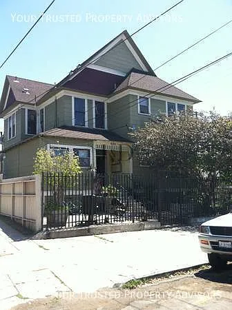 Building Photo - 2120 Island Ave