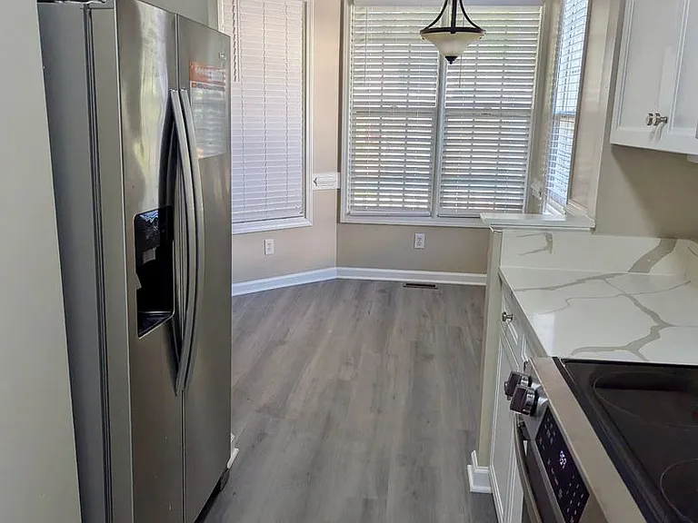 7706 Astoria Pl — Photo 12