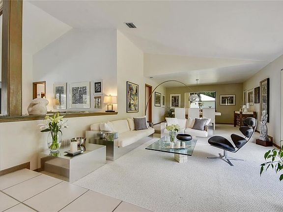 2nd image of 8475 Bay Hill Blvd