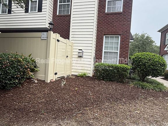 2nd image of 5813 Ludington Dr