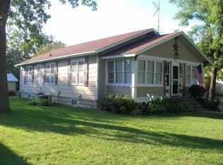 107 3rd St, Melrose, WI 54642