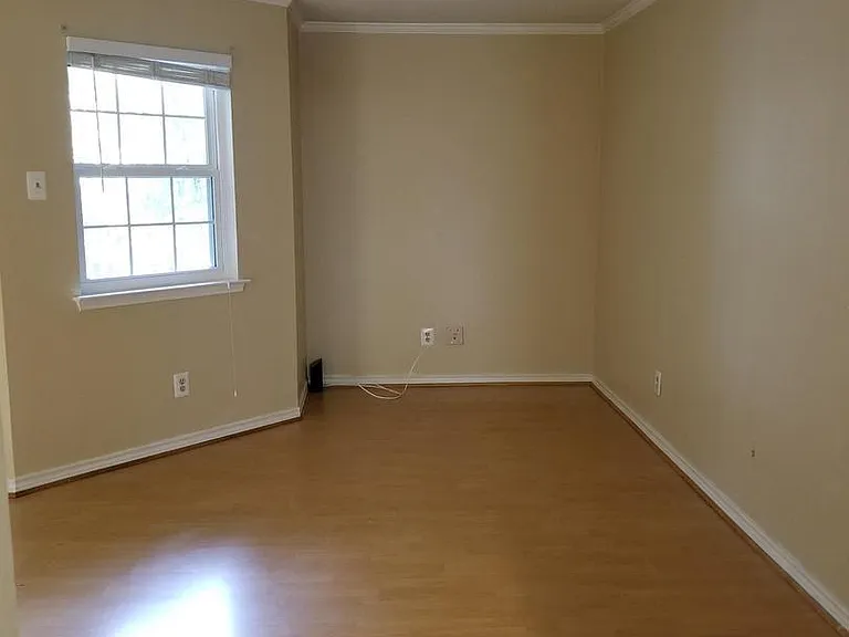 1504 Lincoln Way #212 — Photo 7