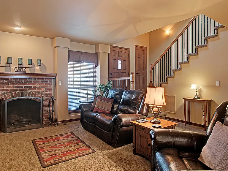 2581 Hatch Cir #2581 — Photo 5