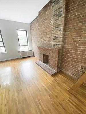 Rented by Oxford Property Group | media 33