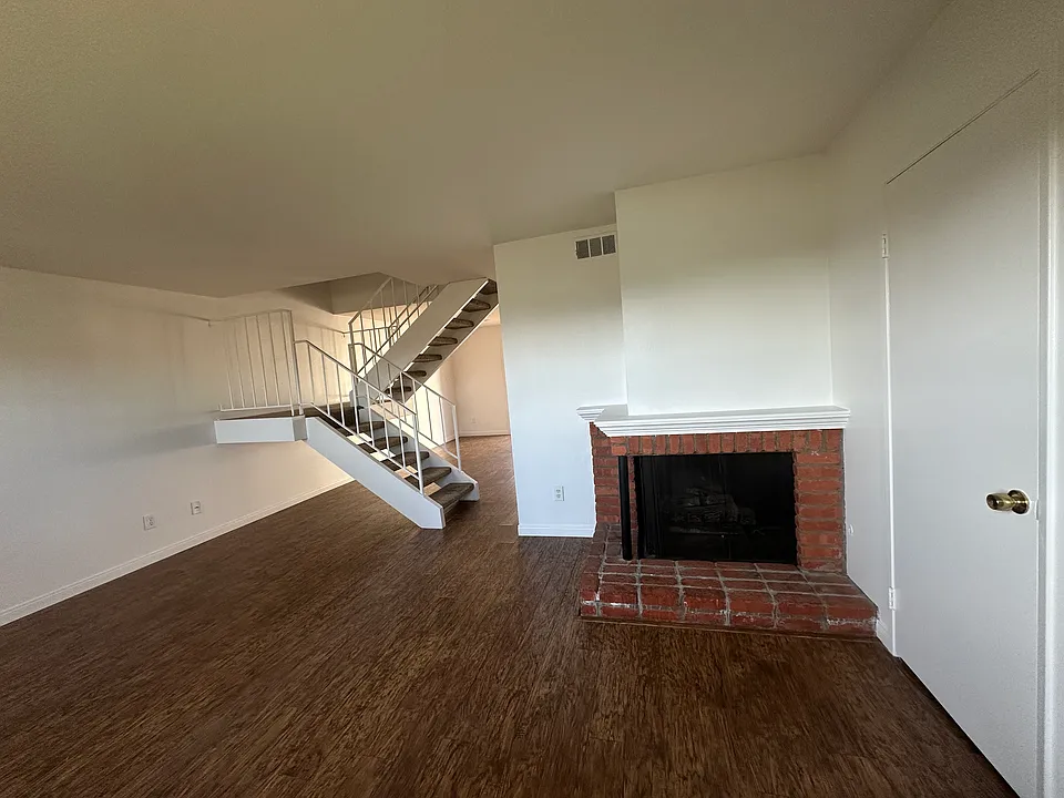 859 Del Mar Downs Rd