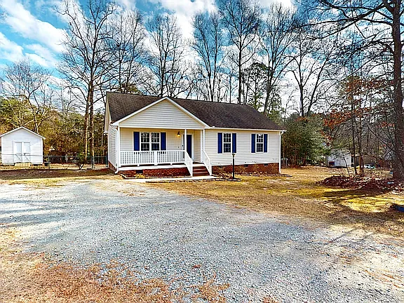 115 Stoneview Cir — Photo 1