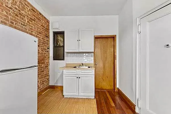 Rented by Mauro Bros Real Estate Services LLC | media 7