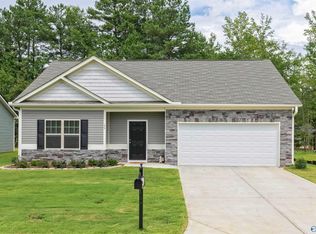 135 Mill View Dr, New Market, AL 35761