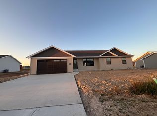 802 Bessy Ln, Chilton, WI 53014