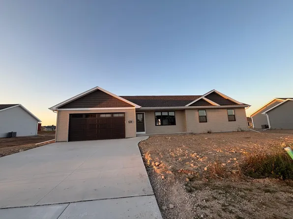 802 Bessy Ln, Chilton, WI 53014