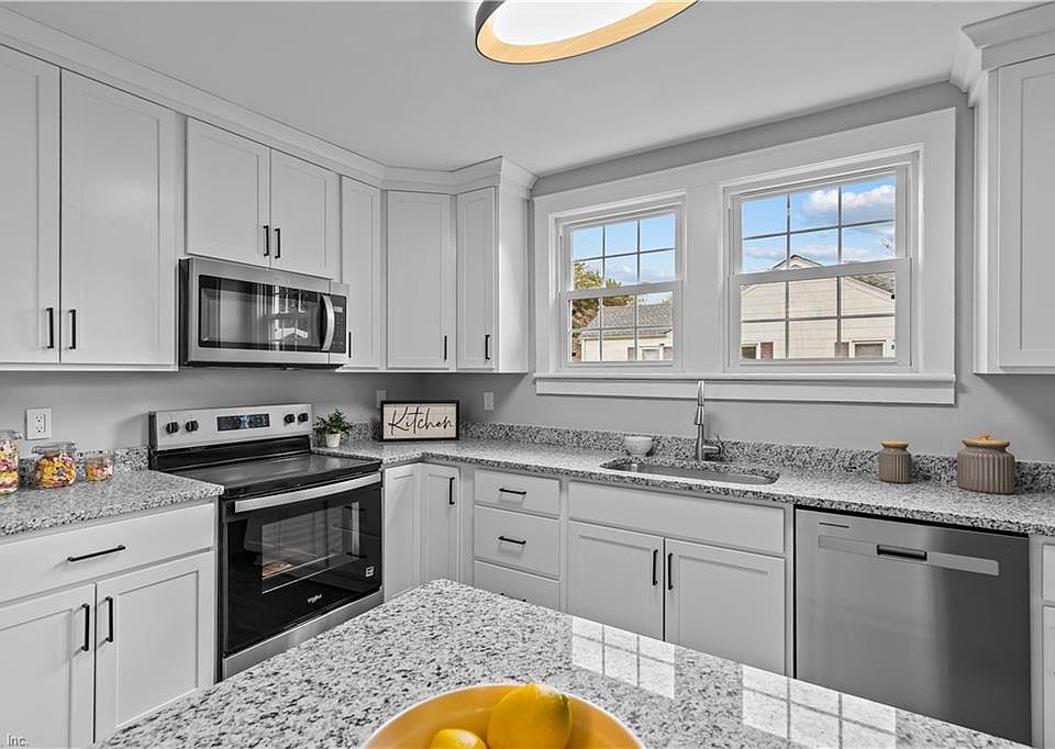 1st image of 132 Cushing St