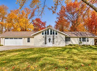 4328 Fikes Rd, Benton Harbor, MI 49022
