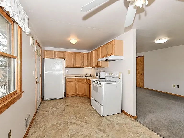7221 W Oklahoma Ave #1 — Photo 3