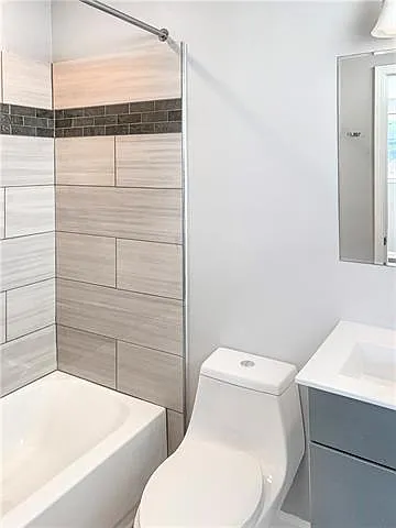 2851 Baronne St #2A — Photo 6