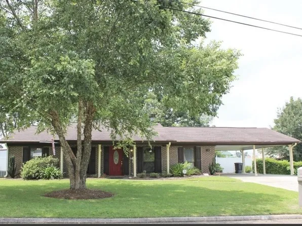 59 Andrews Dr, Daleville, AL 36322