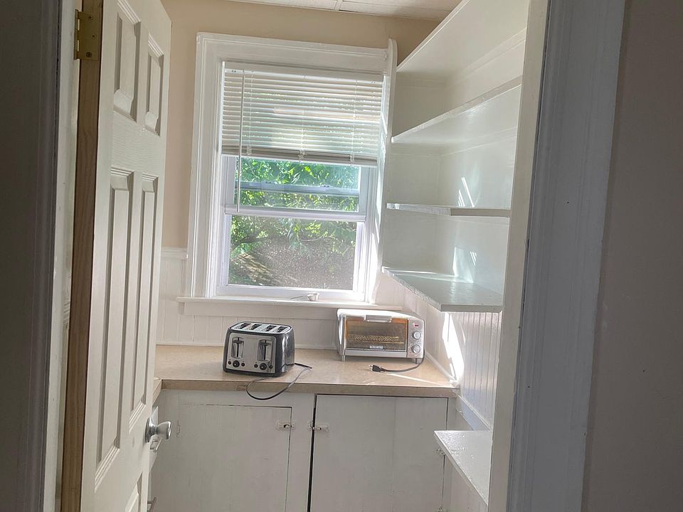 1st image of 81 Berkley St Floor 2