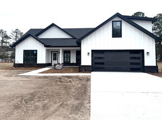 243 Charlton St, Jesup, GA 31545