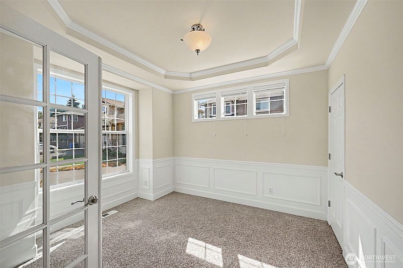 3rd image of 4129 NE 9th Place