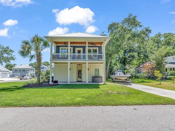12 Fathom Ln., Murrells Inlet, SC 29576