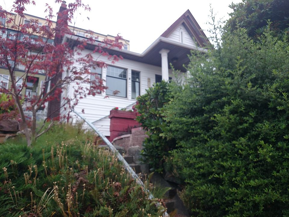 1st image of 2029 Dexter Ave N