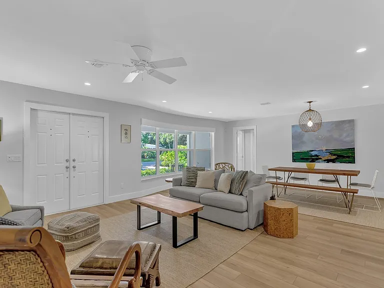 3902 Sabal Palm Dr — Photo 10