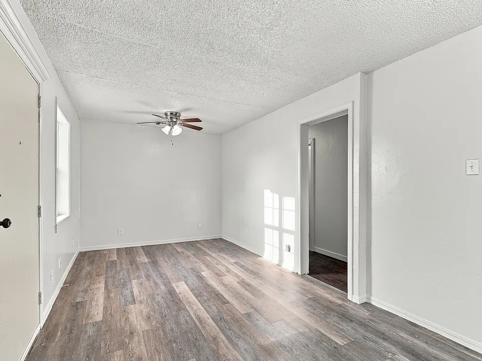 4331 Mickey Rd