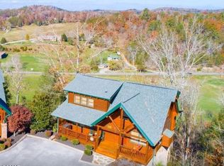 1912 Creek Overlook Way, Sevierville, TN 37862