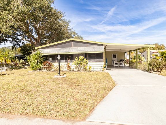 3rd image of 916 Westside Ridge Blvd