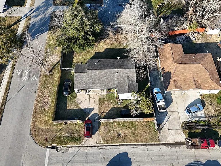 5103 Willow Glen Dr — Photo 23