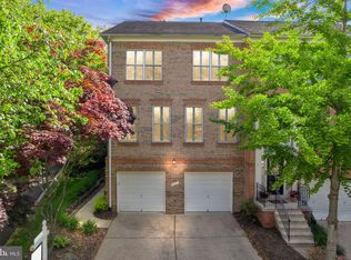 11485 Waterhaven Ct, Reston, VA 20190