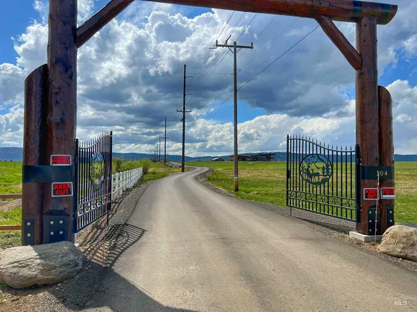 102 Johnson Ln, McCall, ID 83638