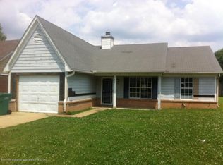 7048 Tudor Ln, Horn Lake, MS 38637