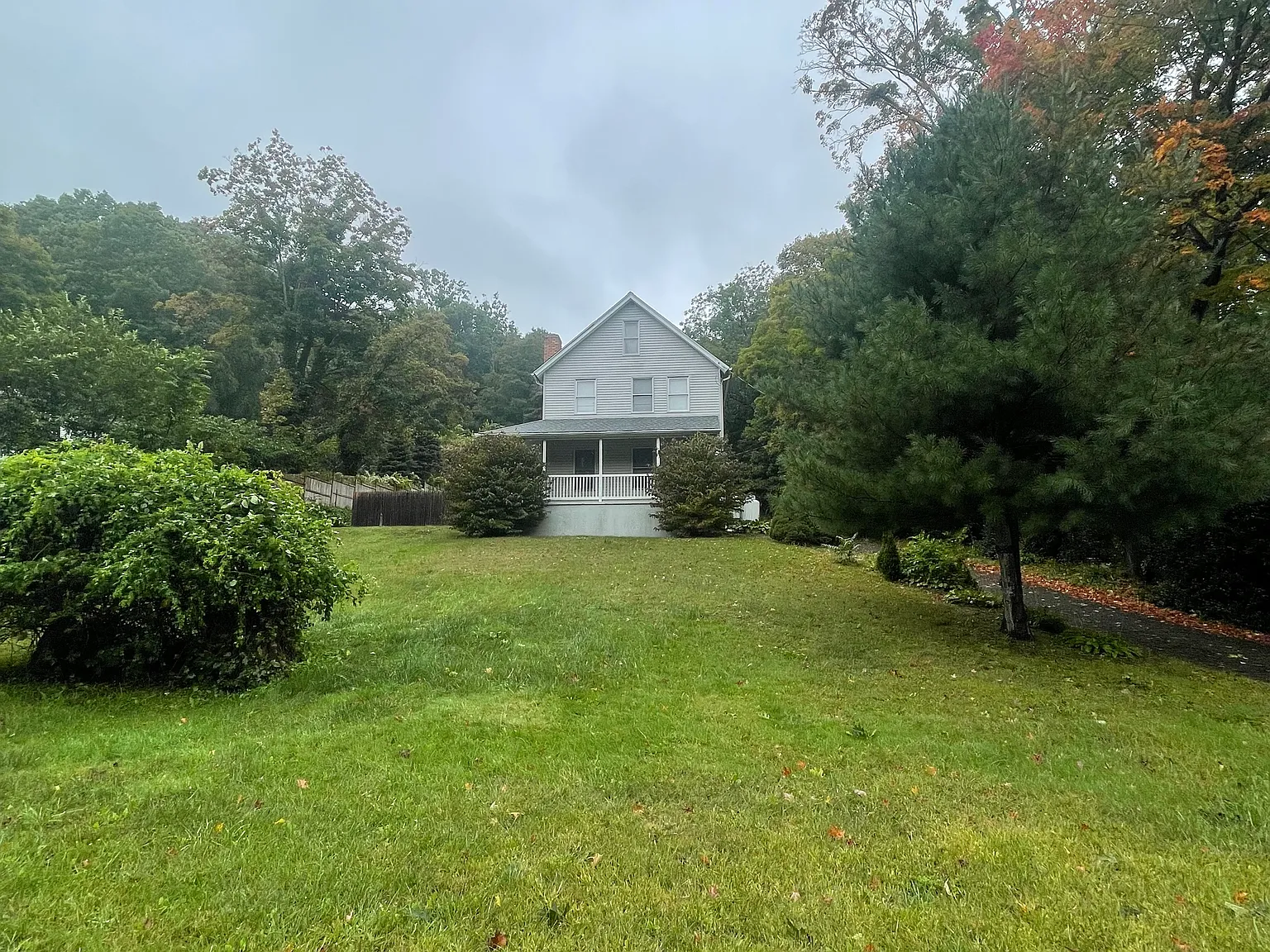 4 bed, 2318 sqft, $3,450 — Photo 1