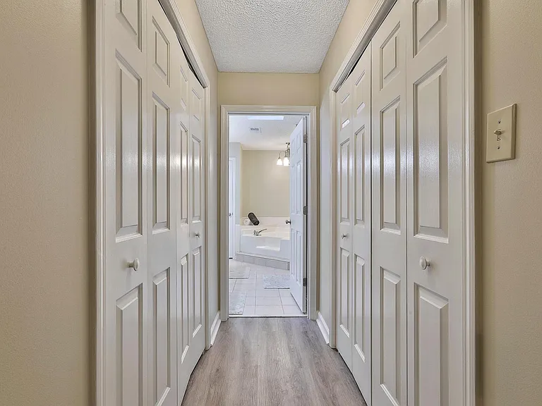 110 Hampton Woods Dr — Photo 30