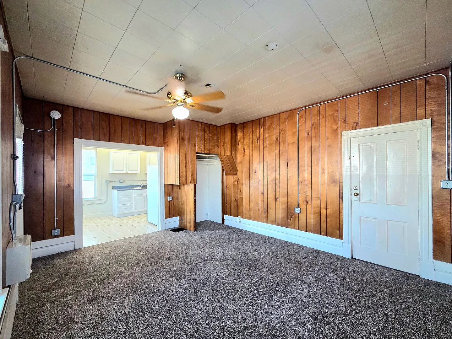 124 N. Buchanan Ave. Apts. — Photo 2