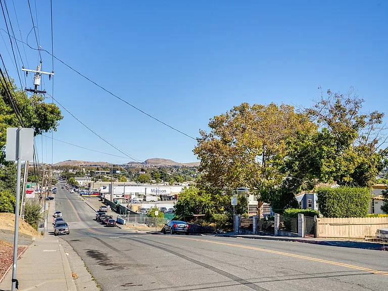 Neighborhood