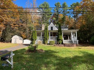 196 Oakland Valley Rd, Cuddebackville, NY 12729