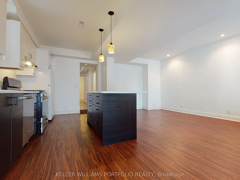 546 Eglinton Ave E #5 — Photo 8