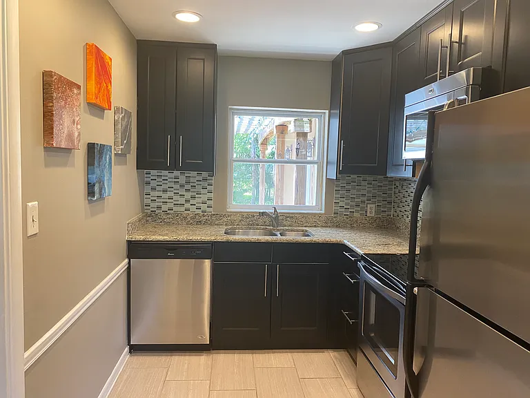 6311 S Richard Ave — Photo 6