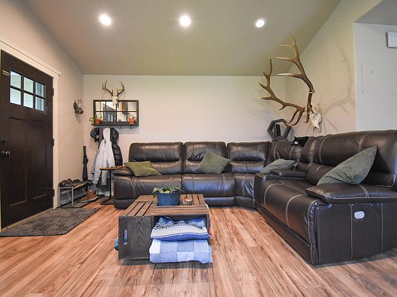 4th image of 33540 Timberlane Rd