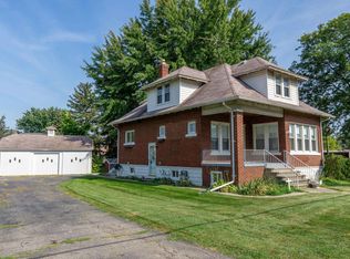 30504 Utica Rd, Roseville, MI 48066